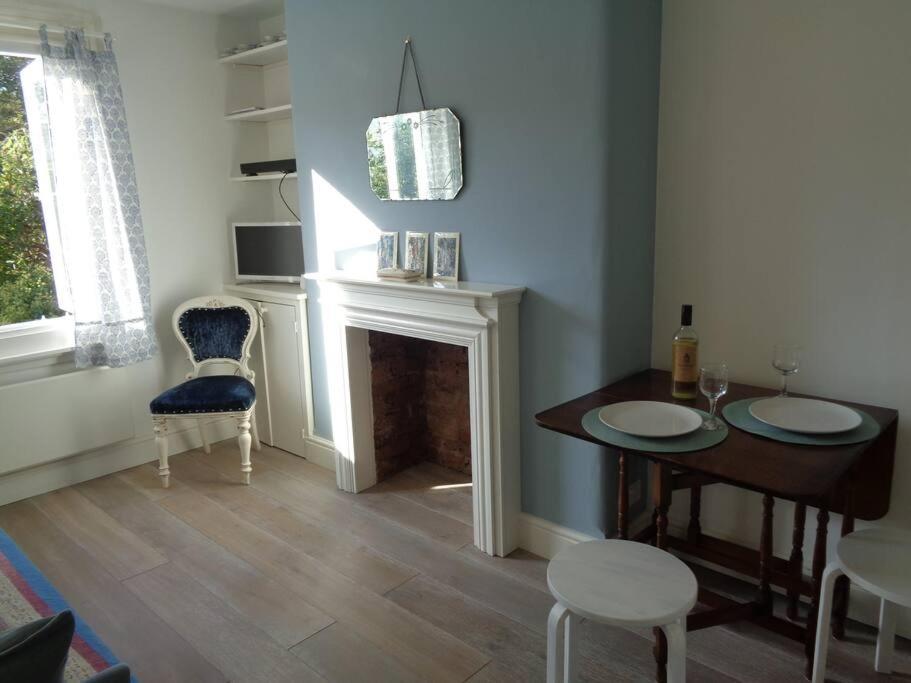 Charming English Style Studio Flat London Exterior foto